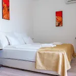 Rozmaring Apartmanhaz * Mórahalom