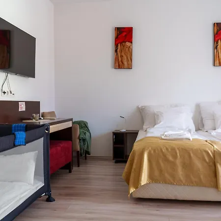 Rozmaring Apartmanhaz 公寓