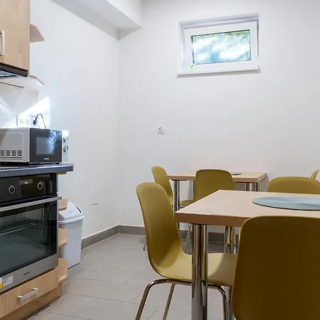 Apartamento Rozmaring