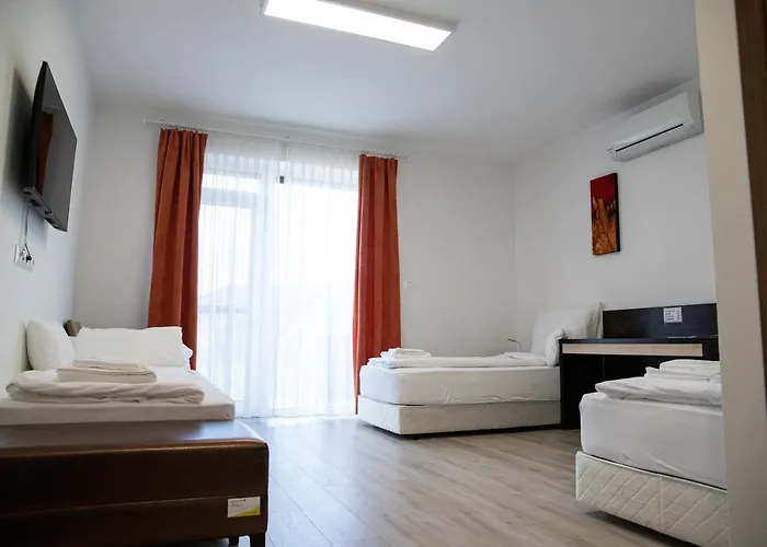 Rozmaring Apartmanhaz Mórahalom